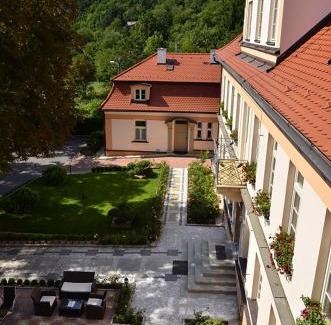 Prague 8 Hotel | Castle Residence Praha
