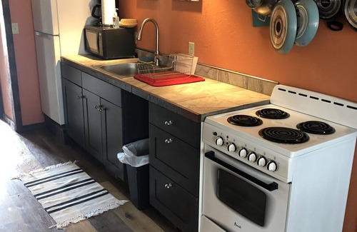 White Sulphur Springs House | Castle View Loft Downtown WSS