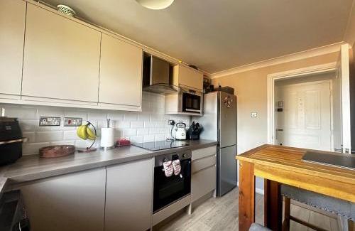Rochester Apartment | Castle View, Cosy Stay