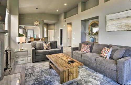 Cathedral City House | Cathedral City Golf Getaway with Mountain Views!