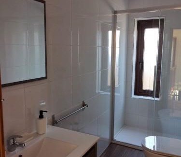 Dean Pequeno House | Caticobas