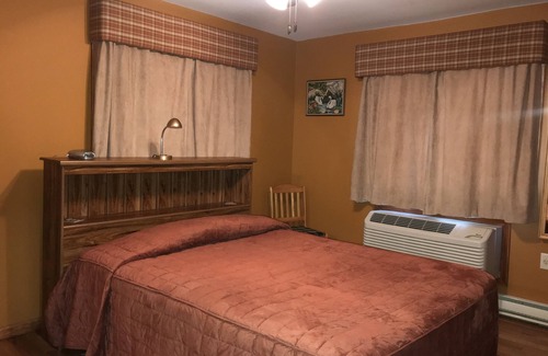 Roscoe Cabin | Catskills Adventures