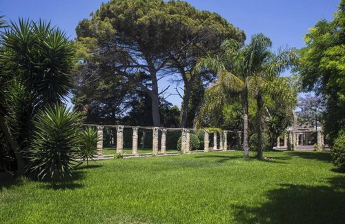 Casamassella Apartment | Cavalieri Suite with private terrace and access to the park and swimming pool
