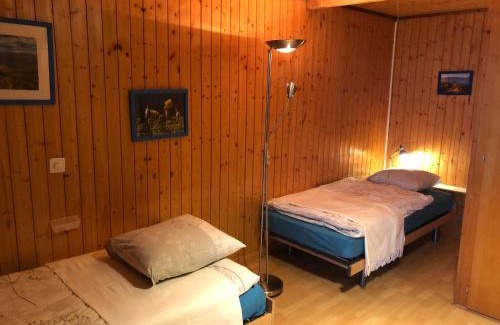 Cully House | Cave de Moratel