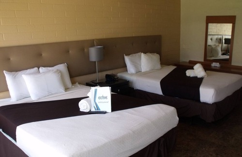 Cathedral City Cove Hotel | CCBC Resort Hotel - A Gay Men's Resort