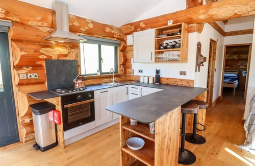 Upper Sapey Cottage | Cedar Cabin