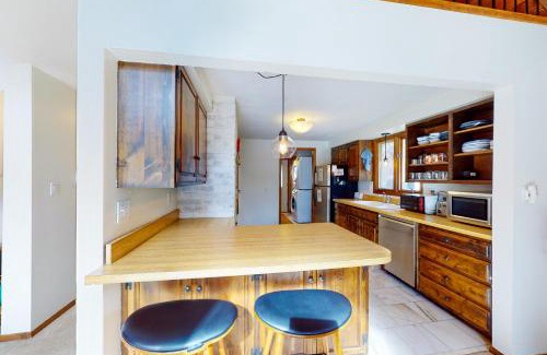 Lyons House | Cedar Cabin