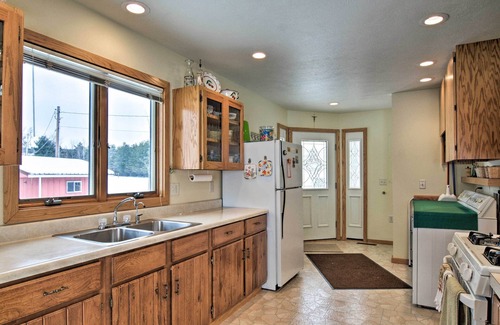 Cedar Cottage | Cedar Cottage, Private Beach on Lake Leelanau