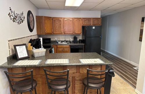 Cedar Rapids Apartment | Cedar Rapids Getaway