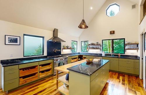 Florence House | Cedar Ridge