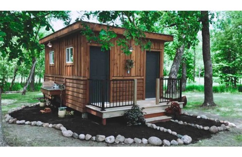 Battle Lake RV Rental | Cedar Tent at The Grove Glamping