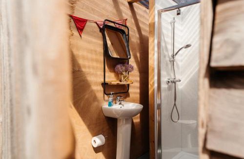 Cwrt Other | Cefn Crib Safari Tent
