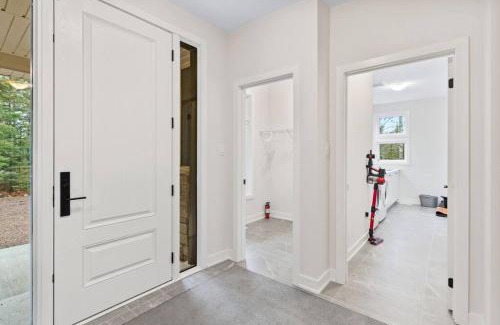 Dwight House | Celestial Cottage with HotTub, Cold Plunge,Games