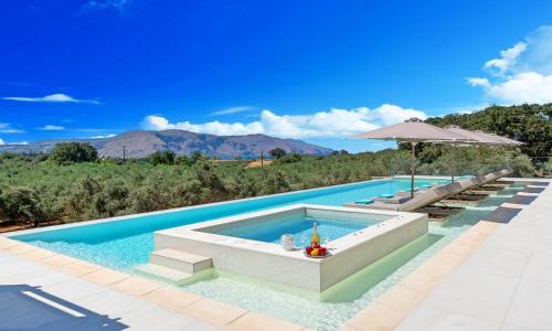 Georgioupolis Villa | Celestial Luxury Villa Private Pool & Jaccuzi