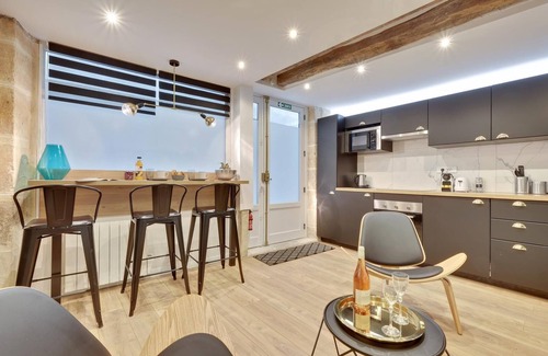 Les Halles Apartment | center of the historical Paris