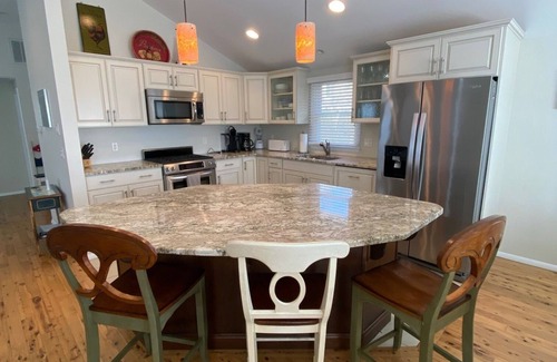 Beach Haven House | Center of Town - Walk Everywhere
