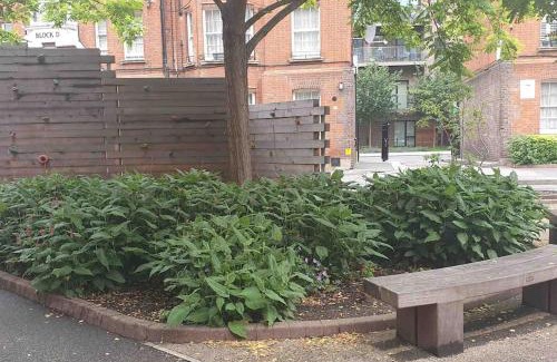 Walworth Apartment | Central 1 BR Apartment *Zone 1* Elephant and Castle