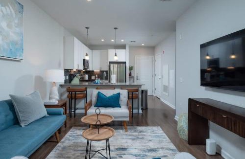 Assembly Square Apartment | Central 1-BR Condo Assembly Row Gym & Pool Sleep 5