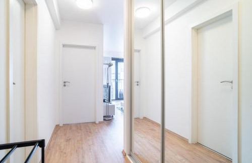 Old Town Apartment | Central 1BRw - Secure Parking