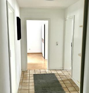 Wuppertal Apartment | Central 5-Bed Apartment, A46 & Central Station & Wi-Fi