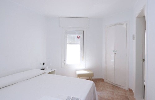 Arenys de Mar Apartment | Central Apartment with Private Balcony