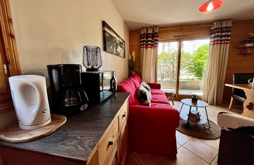 Samoens Apartment | Central Apartment with Terrace, Parking, and Ski-bus Nearby