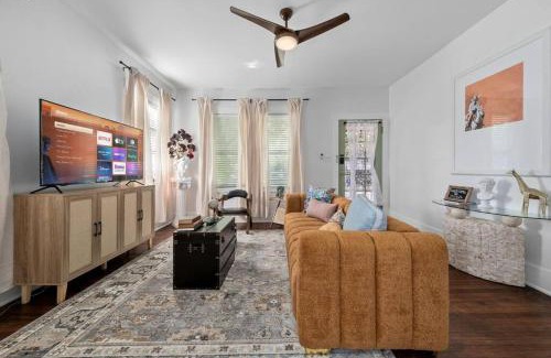 Alta Vista Apartment | Central Apt Near DT, Pearl, Breckenridge Park