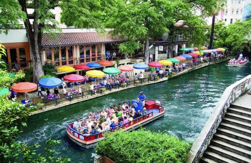 Alta Vista Apartment | Central Apt Near DT, Pearl, Breckenridge Park