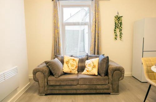 Plasnewydd Apartment | Central Cardiff Cozy 2BR near stadium, shops, Uni