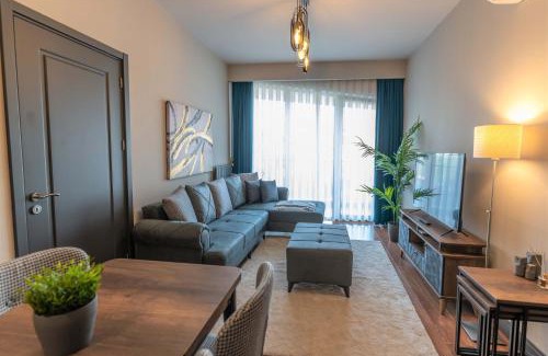 Beyoglu Apartment | Central City Apartment With Premium Amenities