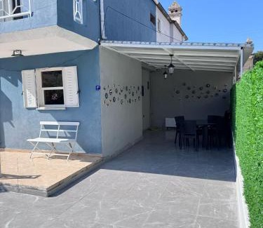 Kusadasi Villa | Central Cozy Villa 5 Min to Beach