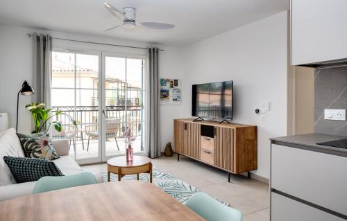 Roquefort-les-Pins Apartment | Central Elegance Roquefort-les-Pins