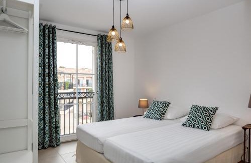 Roquefort-les-Pins Apartment | Central Elegance Roquefort-les-Pins