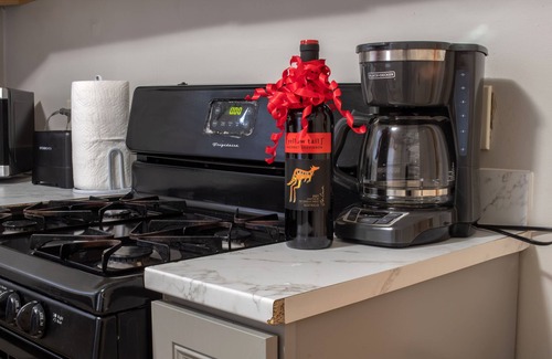 St. Bernard Apartment | Central Entire 2-Bed in Quiet Neighborhood