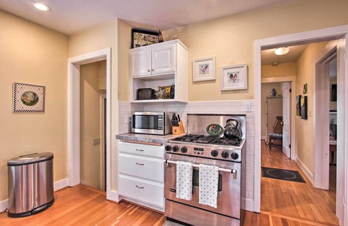 Market District House | Central Eugene House w/Updated Interior & Yard!