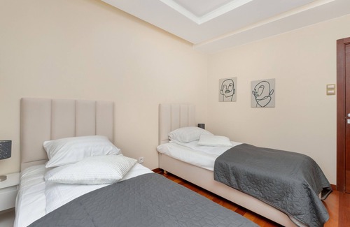 Srodmiescie Apartment | Central Gdynia | 3 Bedrooms | Parking | Świętego Wojciecha