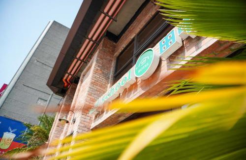 East District Hotel | Central Land Hotel