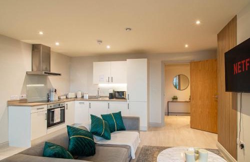 Leeds City Center Apartment | Central Leeds Apartment by Briggate Free Parking