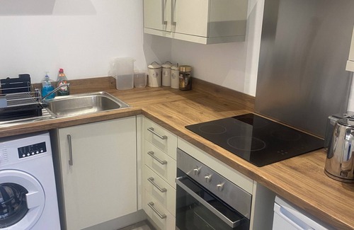 Middlesbrough Apartment | Central location 5 mins from all amenities