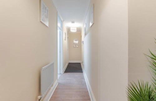 Newington Apartment | Central London Apartment Close to The London Eye