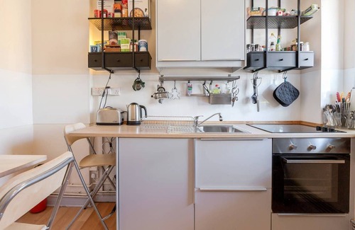 South Bermondsey Condo | Central London=Beautiful Budget Bermondsey, Sleeps 3, Perfect for City Getaways