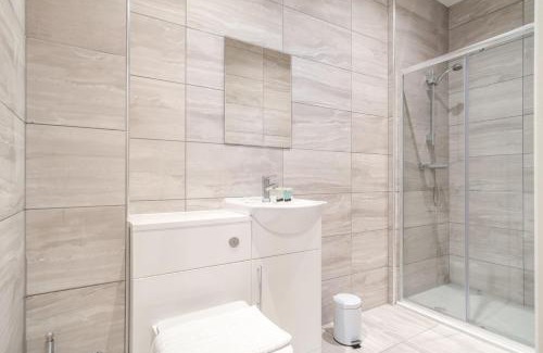 Preston Apartment | Central Preston Modern 1 Bedroom Apartment