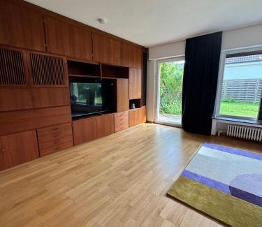 Oberdorla Apartment | Central & Quiet living in Bonn