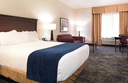 Rio Grande Hotel | Central Salt Lake Hotel | Near Temple Square, Family Fun & Free Airport Shuttle