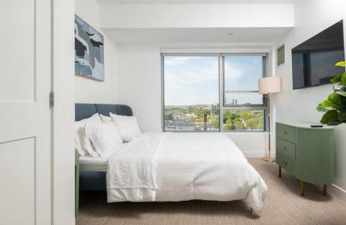 Central Square Apartment | Central Serene Condo King Bed by MIT Harvard GYM