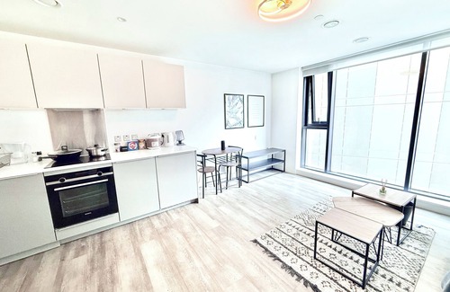 Convention Quarter Apartment | Central Stay at Broad Street