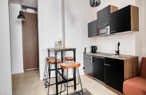 Guastalla Apartment | Central Stay - Duomo & Guastalla District