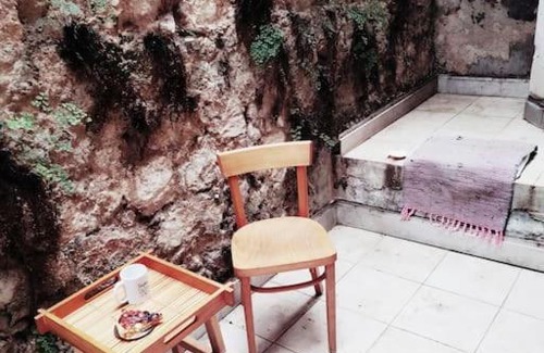 Mantega Apartment | Central style cosy flat renovated