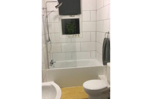 Wigan Apartment | Central Wigan welcoming Townhouse sleeps up to 6