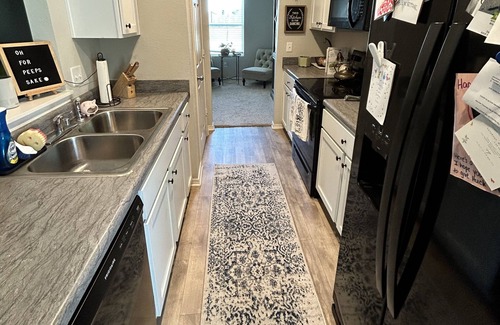 Maumelle House | Centralized home in new neighborhood w/ fenced in yard, covered patio, & more!